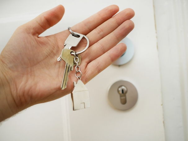 https://AnitaKrohn.StopRentingStartOwning.com